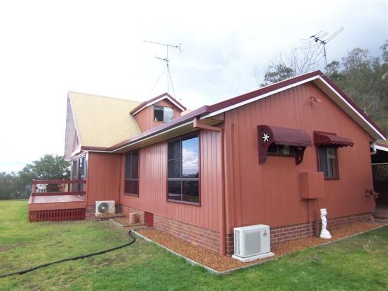 12 Kookaburra Court, Glenvale QLD 4350