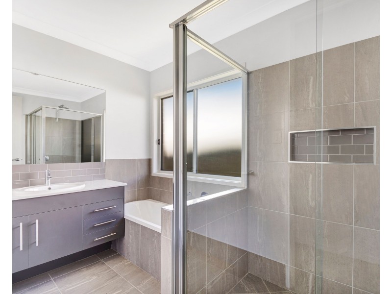 7 Hancock Circuit, Kleinton QLD 4352