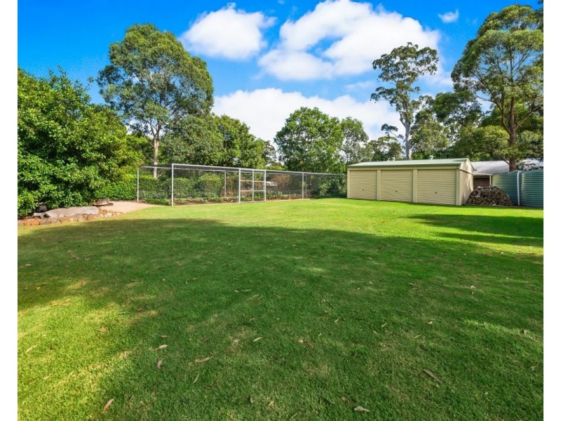 3 Greenway Court, Highfields QLD 4352