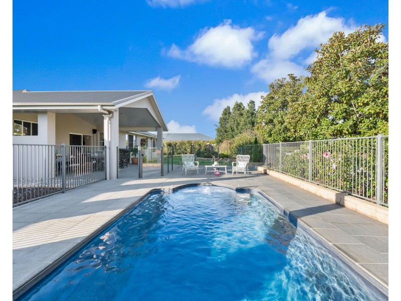 12 Schulz Street, Highfields QLD 4352