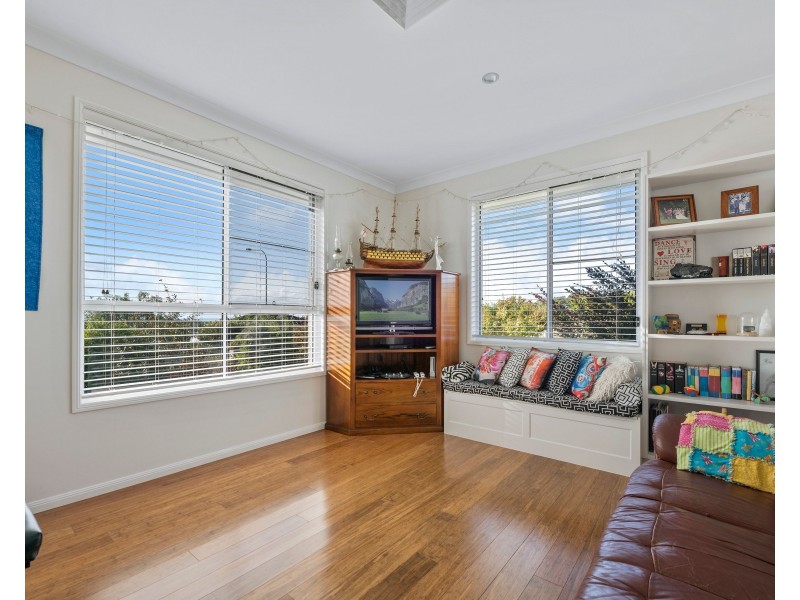 12 Schulz Street, Highfields QLD 4352