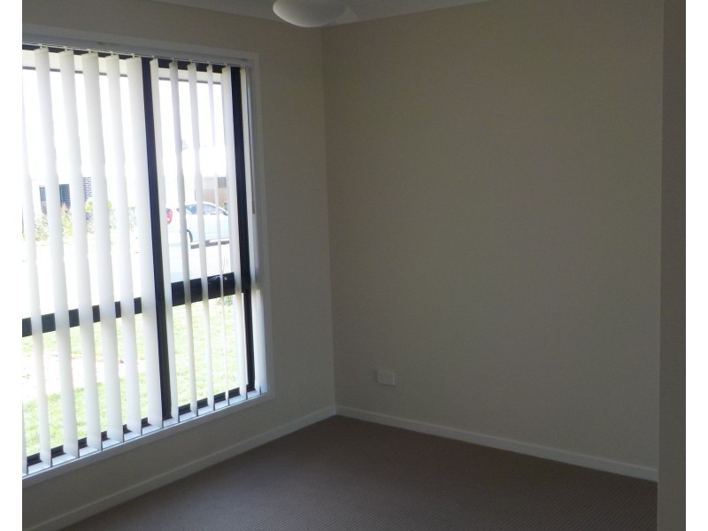 34 Weebah Place, Cambooya QLD 4358