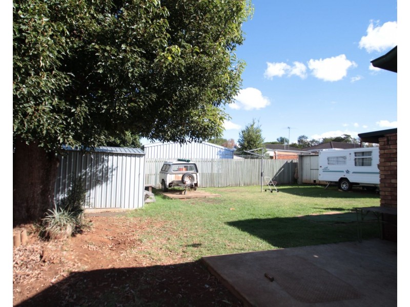14 Elizabeth Street, South Toowoomba QLD 4350