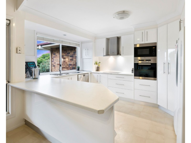 5 General Gordon Court, Cotswold Hills QLD 4350