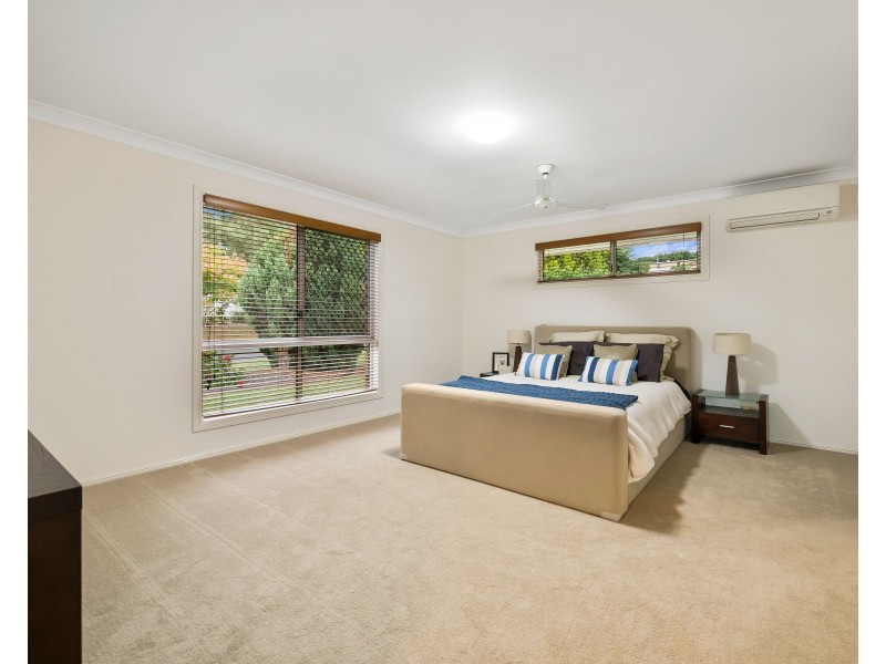 5 General Gordon Court, Cotswold Hills QLD 4350