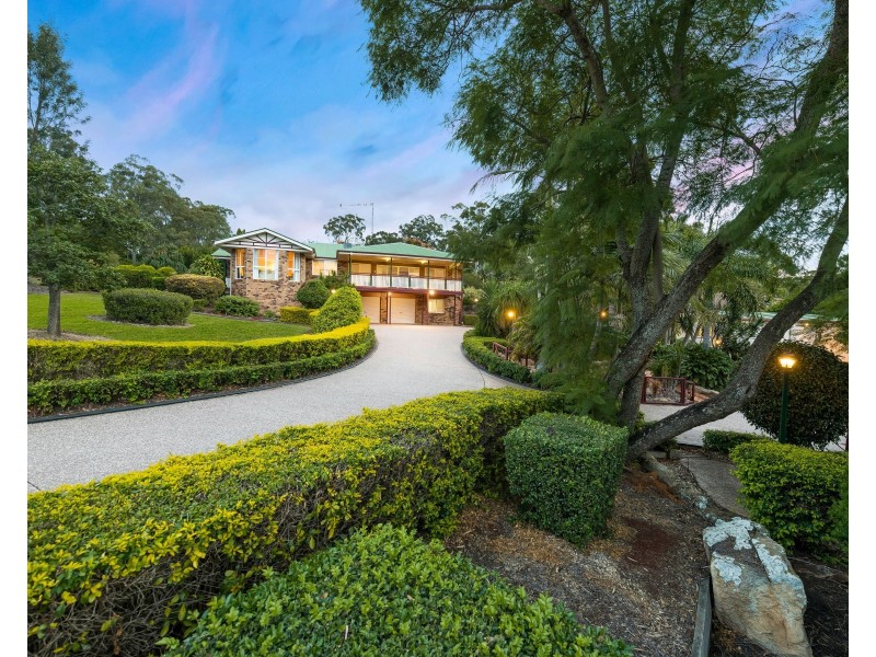 5 General Gordon Court, Cotswold Hills QLD 4350