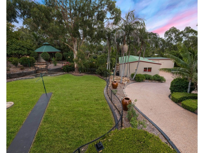 5 General Gordon Court, Cotswold Hills QLD 4350