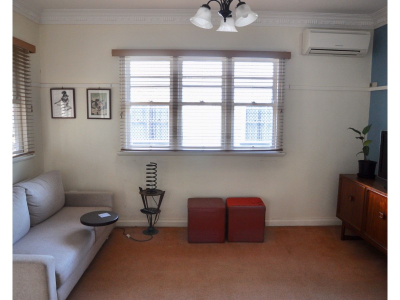 6A Lendrum Street, Newtown QLD 4350
