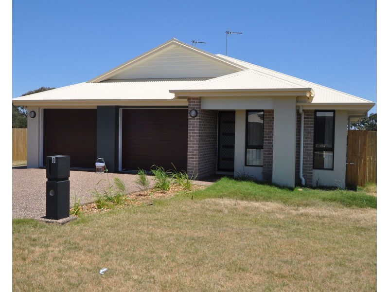 1/8 Weebah Place, Cambooya QLD 4358