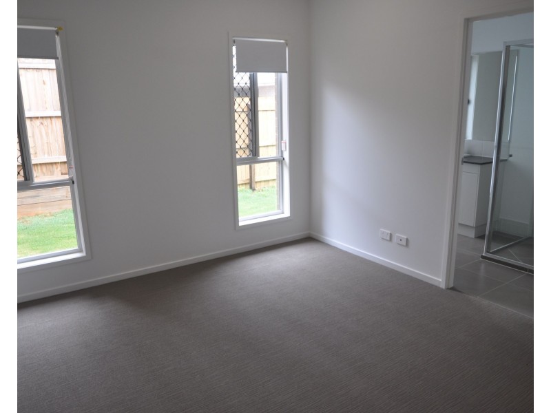 30 Negrita Street, Harristown QLD 4350