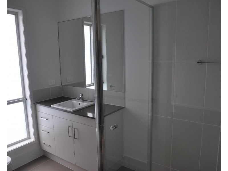 30 Negrita Street, Harristown QLD 4350