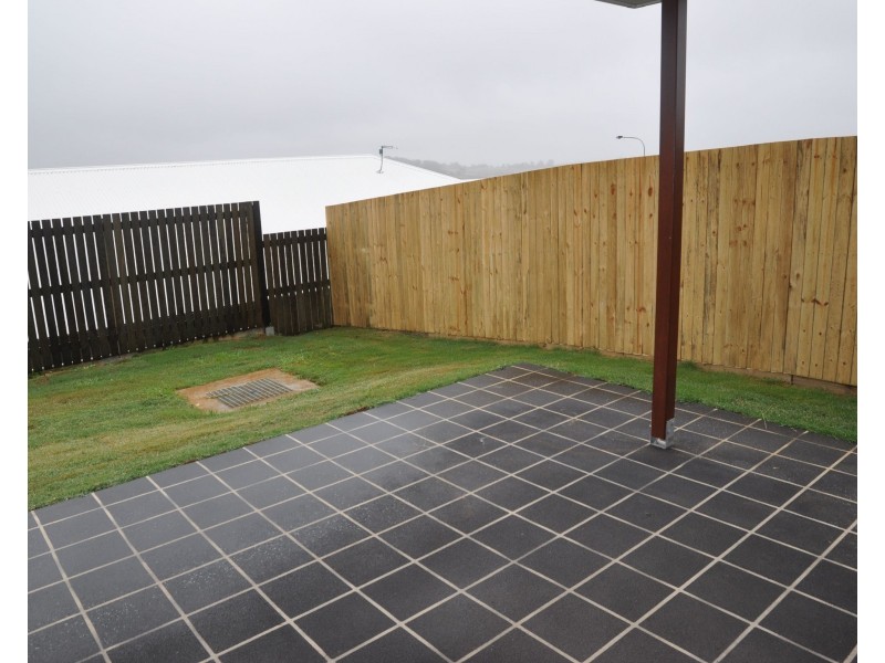 30 Negrita Street, Harristown QLD 4350