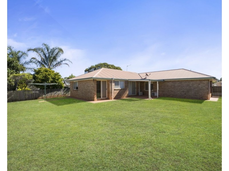 14 Hillcroft Court, Darling Heights QLD 4350