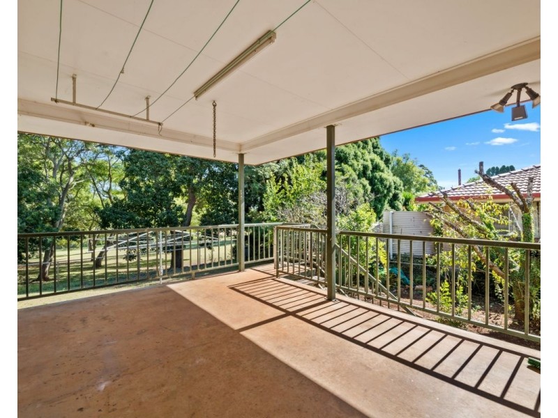 153 Mackenzie Street, East Toowoomba QLD 4350