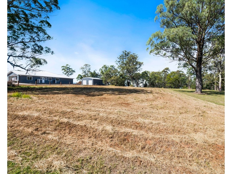 9 Escarpment Avenue, Cabarlah QLD 4352