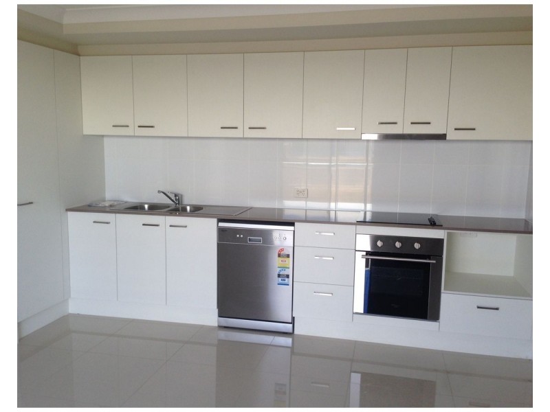 2/11 Wongalee Place, Cambooya QLD 4358