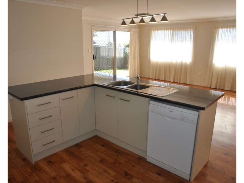 1 Fallon Drive, Middle Ridge QLD 4350