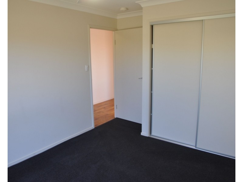 1 Fallon Drive, Middle Ridge QLD 4350