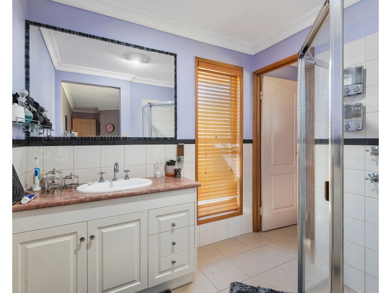 30 Catherine Crescent, Kingsthorpe QLD 4400