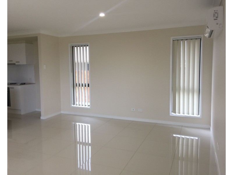 4 Weebah Place, Cambooya QLD 4358