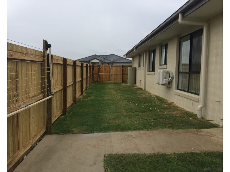 4 Weebah Place, Cambooya QLD 4358