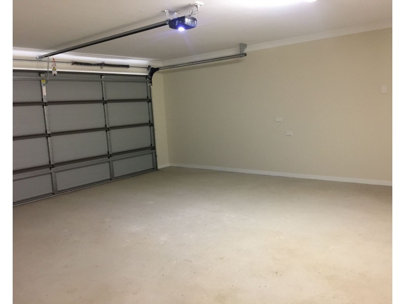 4 Weebah Place, Cambooya QLD 4358