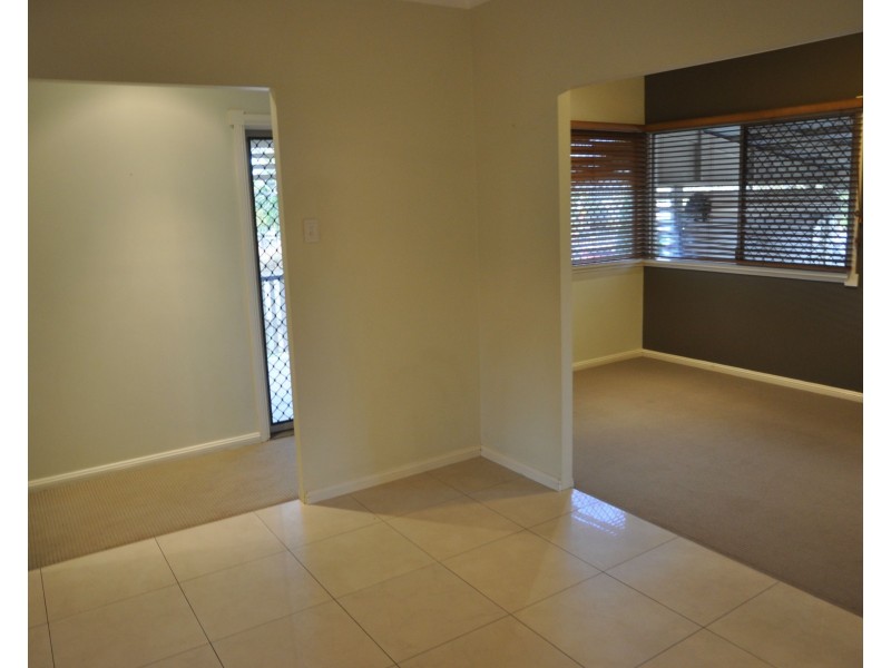 2 Underwood Crescent, Harristown QLD 4350