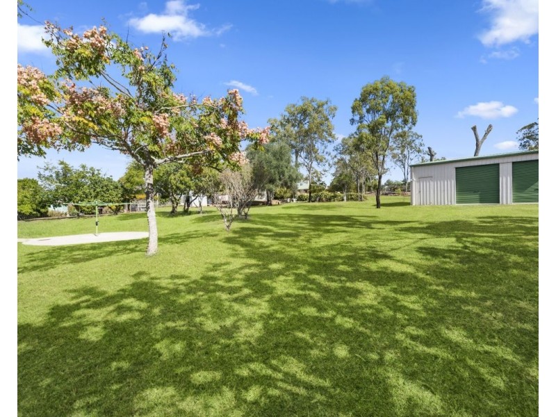 17 Skyview Court, Meringandan West QLD 4352