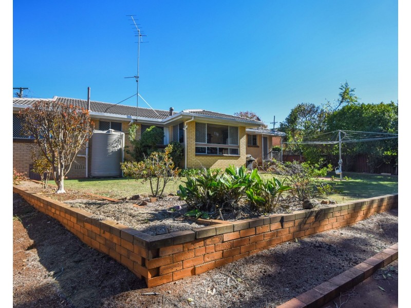 5 Gascony Street, Harristown QLD 4350