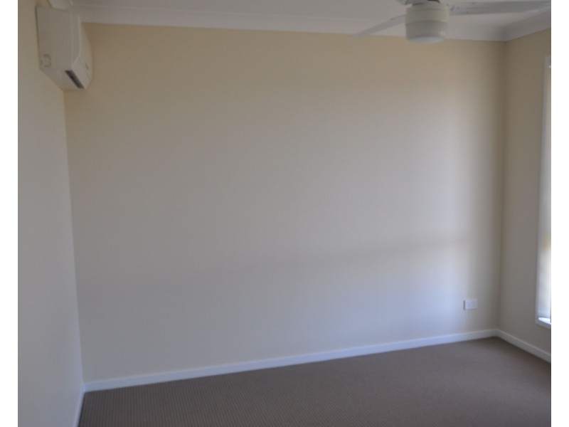 33 Tarcoola Street, Wyreema QLD 4352