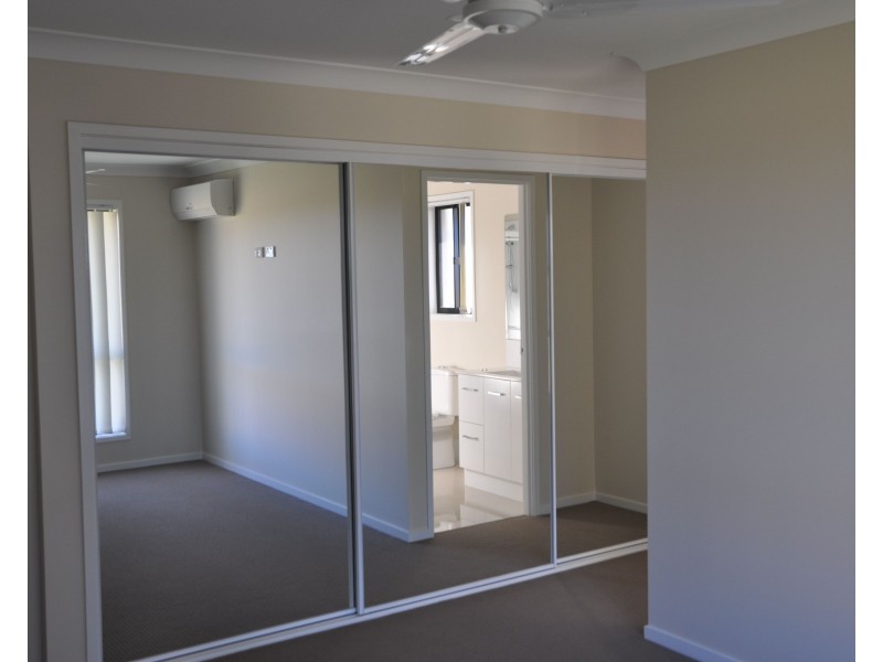33 Tarcoola Street, Wyreema QLD 4352