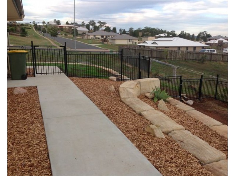 20 Settlers Drive, Gowrie Junction QLD 4352