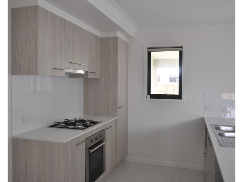 3 Arwon Street, Wyreema QLD 4352