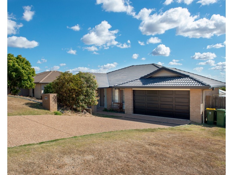 5 Mountain View Drive, Oakey QLD 4401