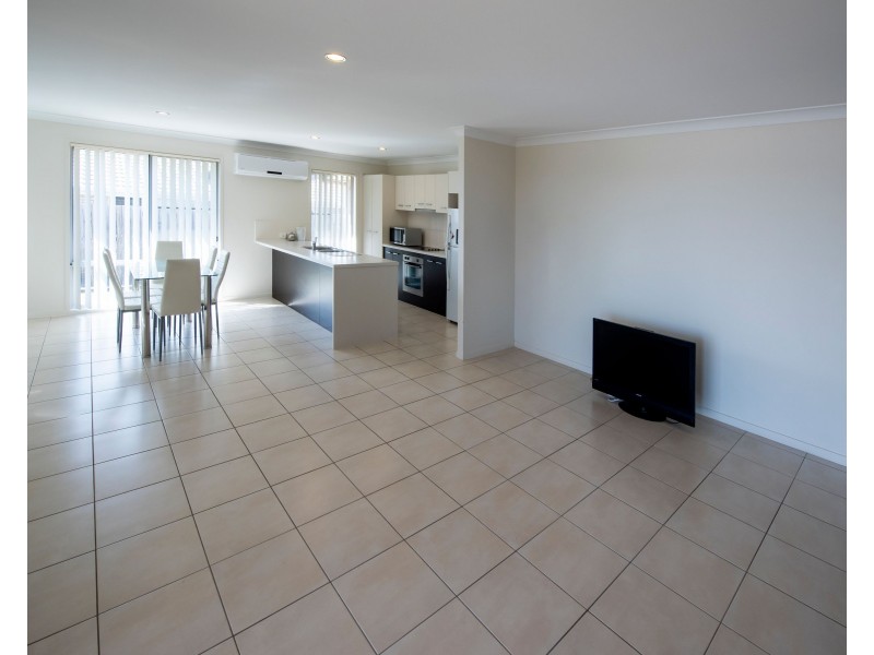 5 Mountain View Drive, Oakey QLD 4401