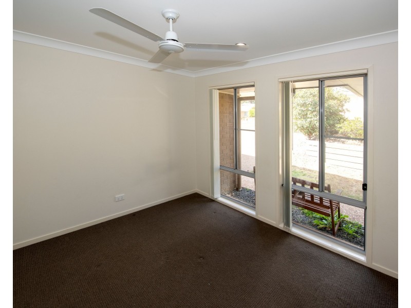 5 Mountain View Drive, Oakey QLD 4401