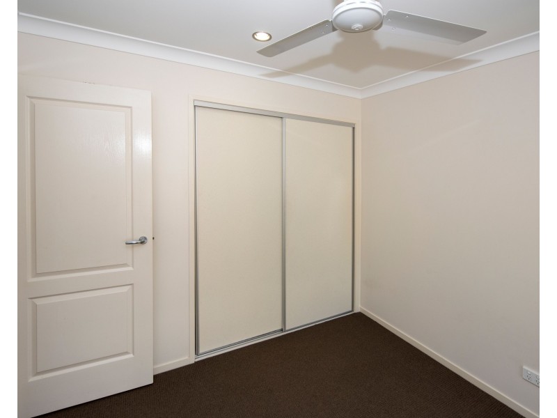 5 Mountain View Drive, Oakey QLD 4401