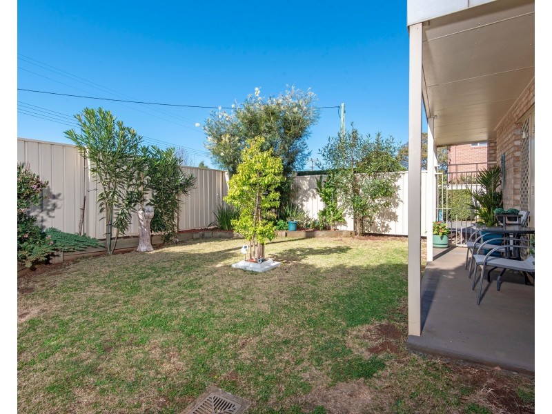 1/351 Greenwattle Street, Wilsonton QLD 4350