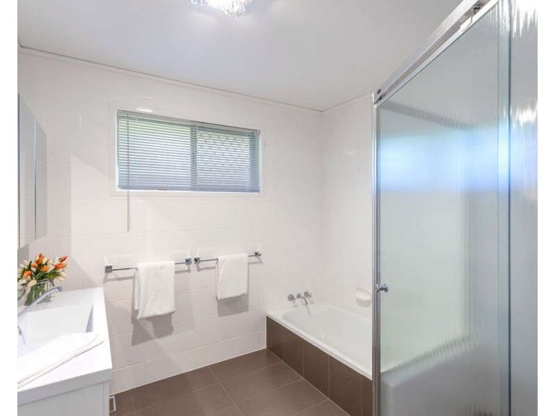 28 Merino Street, Harristown QLD 4350