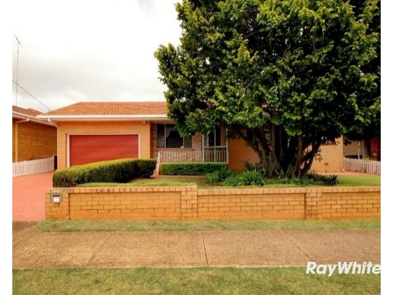 95 Drayton Road, Harristown QLD 4350