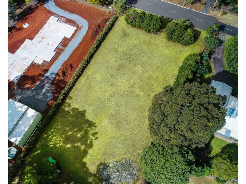 12 Sunray Drive, Highfields QLD 4352