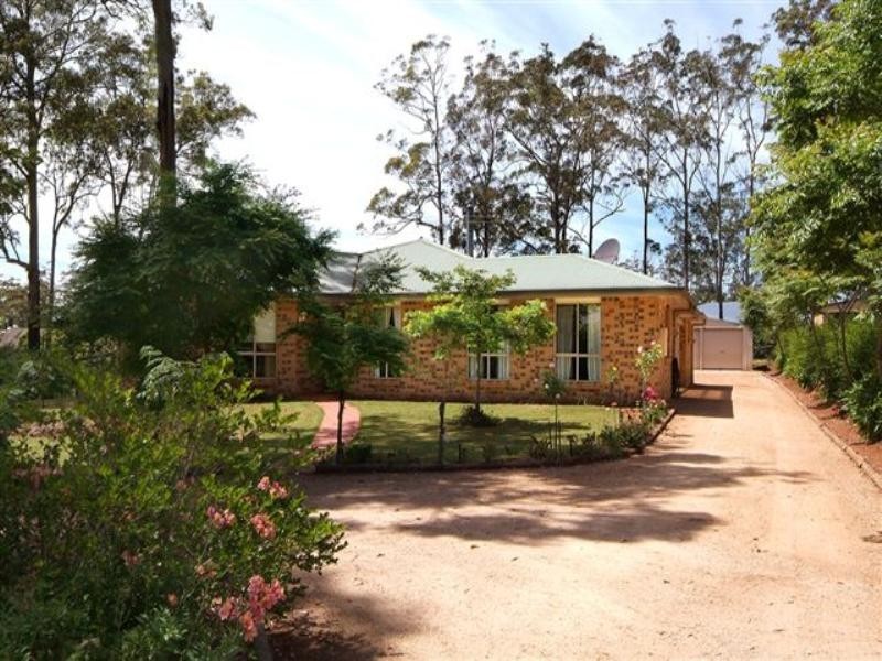 2 Azalea Close, Highfields QLD 4352