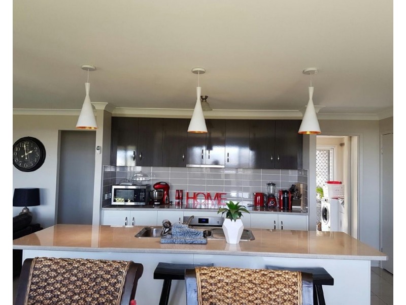 35 Edwin Street, Westbrook QLD 4350