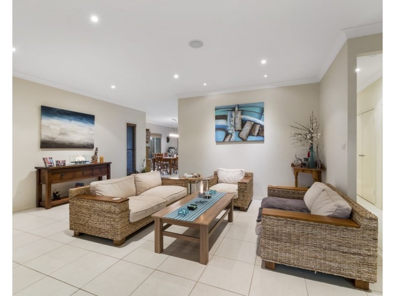 4 Jenna Court, Highfields QLD 4352