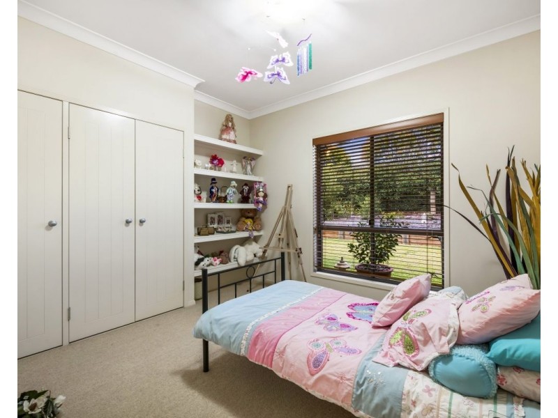 4 Jenna Court, Highfields QLD 4352