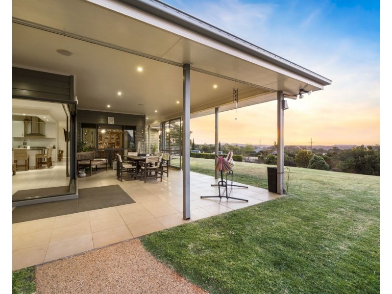 4 Jenna Court, Highfields QLD 4352