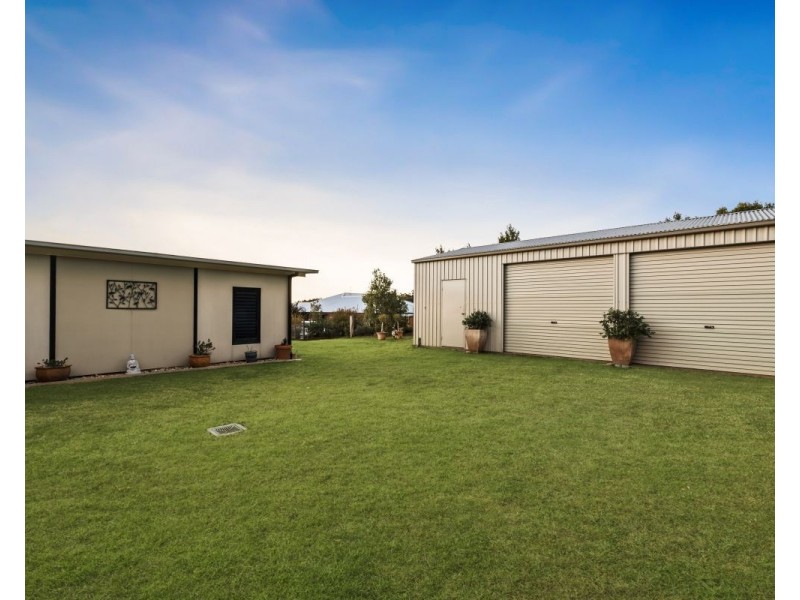 4 Jenna Court, Highfields QLD 4352