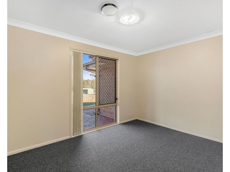 26 Windermere Drive, Hodgson Vale QLD 4352