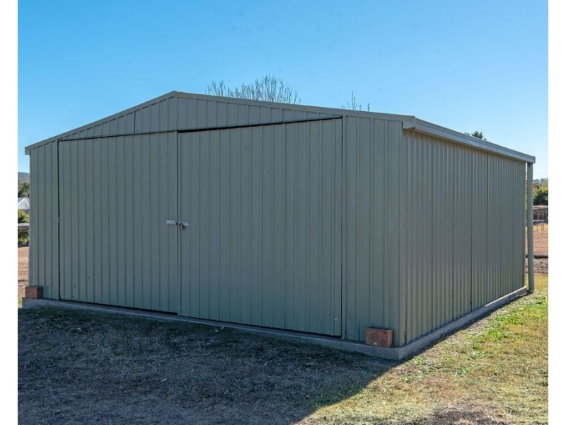 26 Windermere Drive, Hodgson Vale QLD 4352