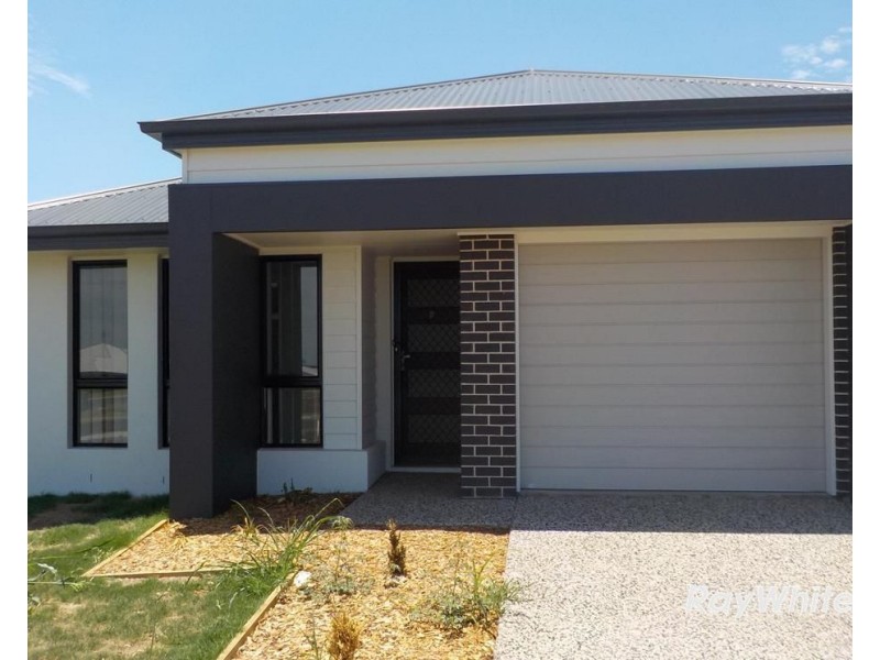 1/4 Wongalee Place, Cambooya QLD 4358